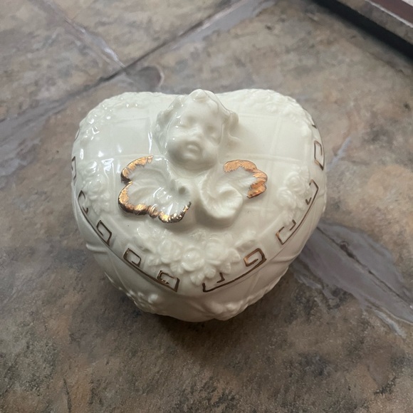 Cherub Jewellery Dish - Picture 1 of 3